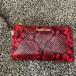 Michael Kors wallet, great shape